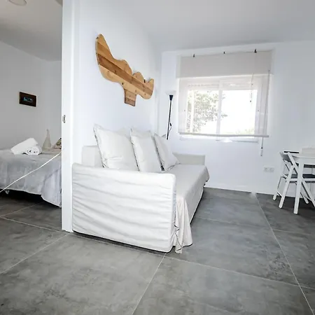 Apartment Lebeche By Mintaka Homes *